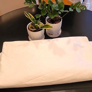 Tahari Full/Queen Cream Jacquard Duvet with 2 Standard Shams